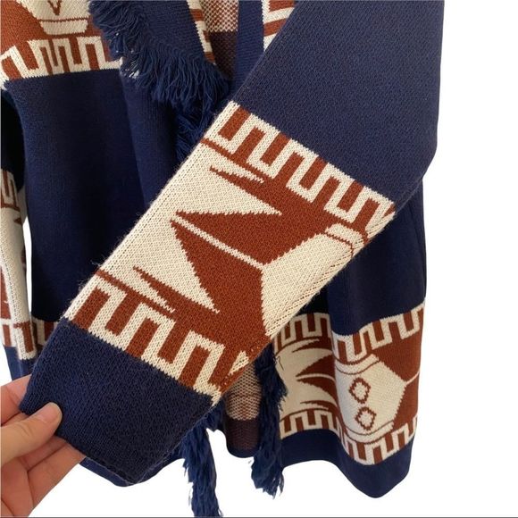 NWT COCOGIO MADE IN ITALY WOOL BLEND AZTEC BOHEMIAN FRINGED LONGLINE SWEATER M - Picture 2 of 8